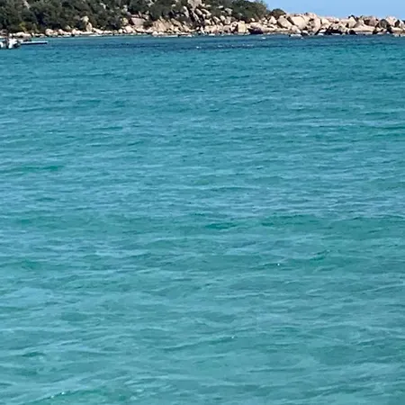 Costa Nera Santa Giulia Διαμέρισμα